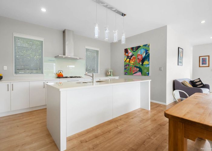 at 20 Seaview Crescent, Hatfields Beach, Orewa
