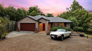  at 187 Main Road, Lyttelton