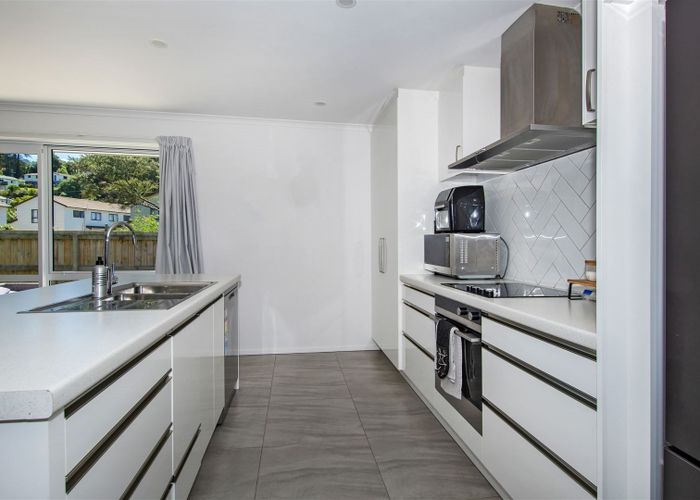  at 20 Western View Heights, Horahora, Whangarei