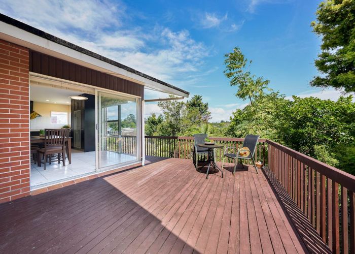  at 8 Tropicana Drive, Mount Roskill, Auckland City, Auckland