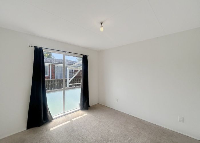  at 21A Raglan Avenue, Cloverlea, Palmerston North, Manawatu / Whanganui