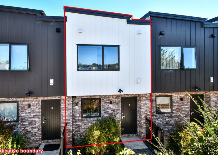  at 32 Beaumonts Way, Manurewa, Manukau City, Auckland