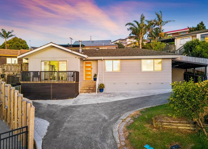  at 1/55 Lewisham Street, Highland Park, Manukau City, Auckland