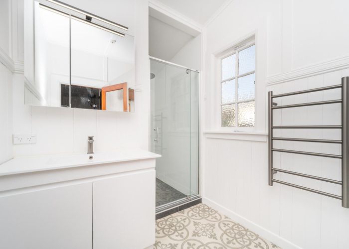  at 16 Ngaio Street, West End, Palmerston North, Manawatu / Whanganui