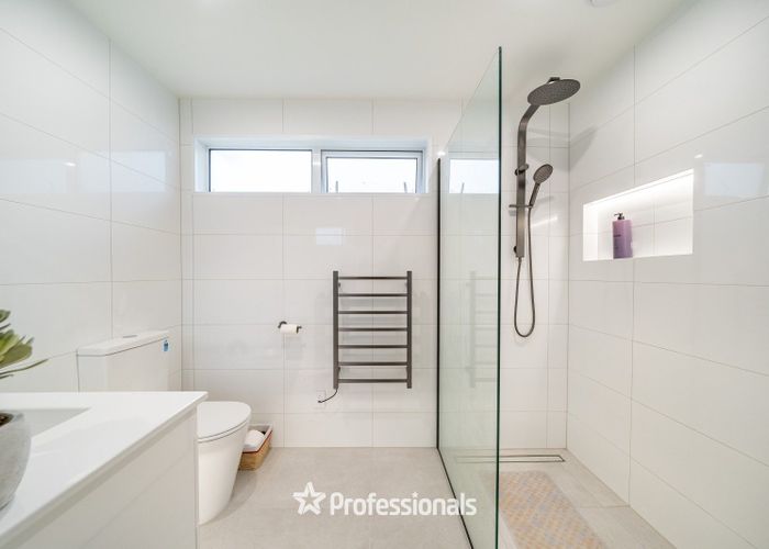  at 145 Wainuiomata Road, Wainuiomata, Lower Hutt, Wellington