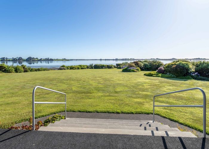  at 134 Orepuki Riverton Highway, Riverton