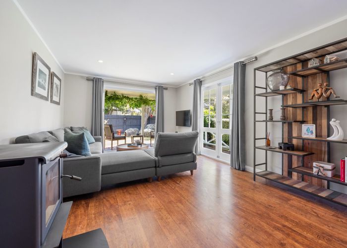  at 37 Waipuia Place, Greenhithe, Auckland