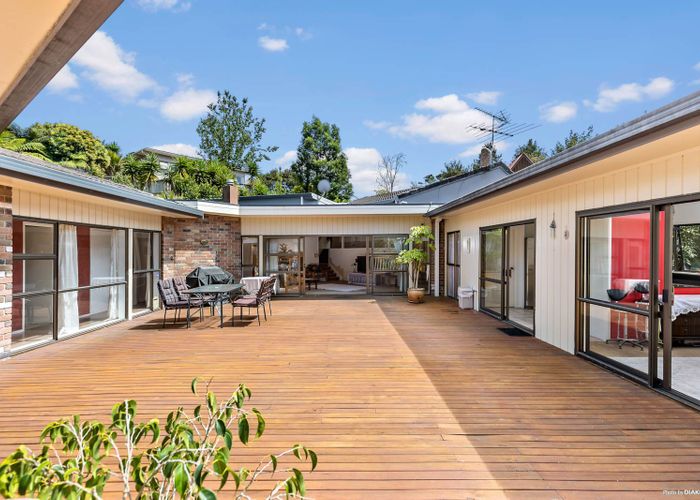  at 89 Porritt Avenue, Chatswood, Auckland