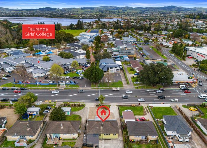  at 933A Cameron Road, Gate Pa, Tauranga