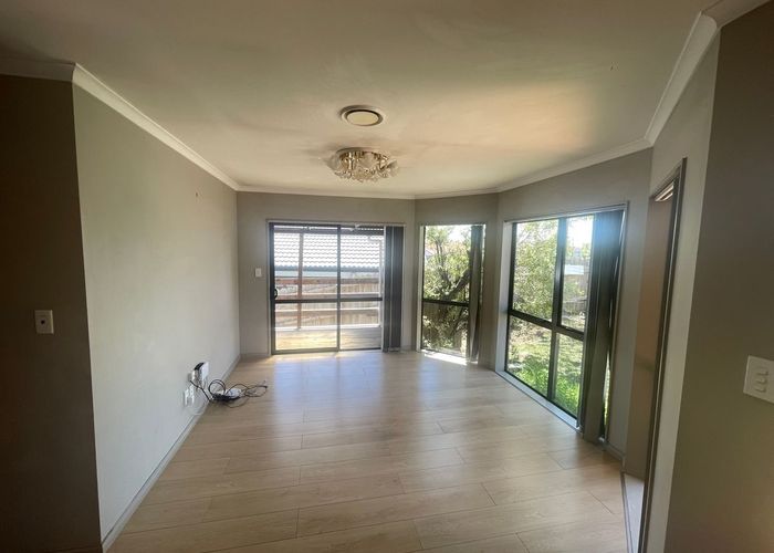  at 11 Innisowen Place, Flat Bush, Manukau City, Auckland