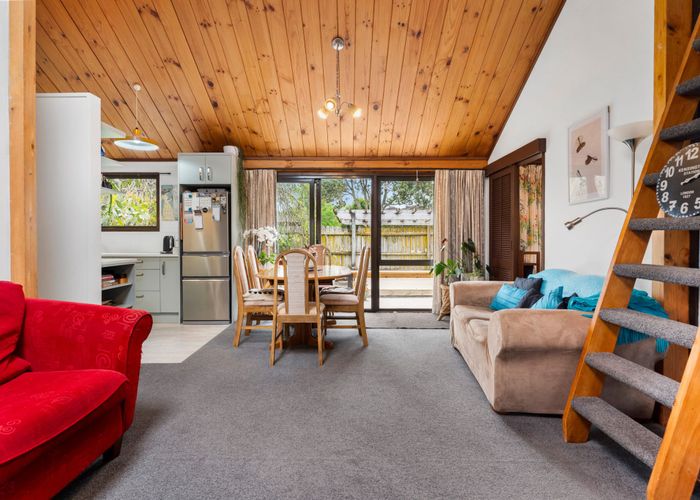  at 14 Bluewater Place, Wattle Downs, Manukau City, Auckland