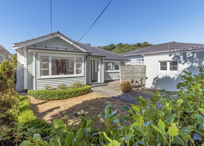  at 52 Dundas Street, Seatoun, Wellington