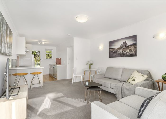  at 1/60 Michaels Avenue, Ellerslie, Auckland