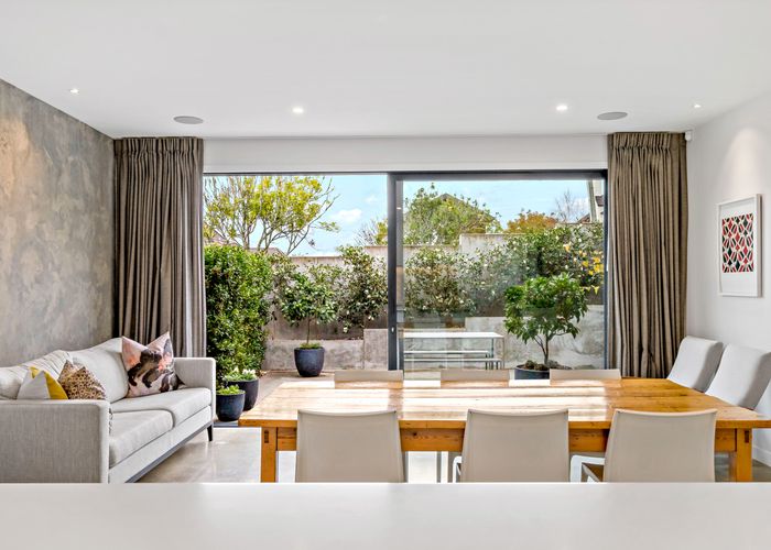  at 12A Walton Street, Remuera, Auckland