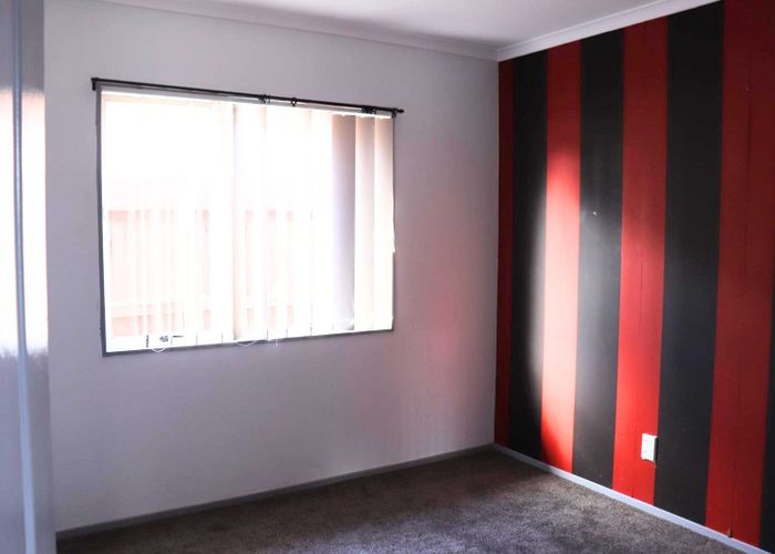  at 7 Robert Skelton Place, Clendon Park, Manukau City, Auckland