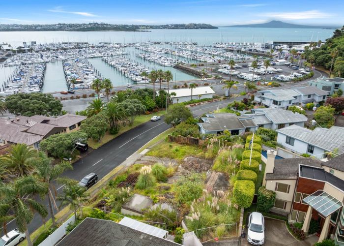  at 29 Argo Drive, Half Moon Bay, Manukau City, Auckland