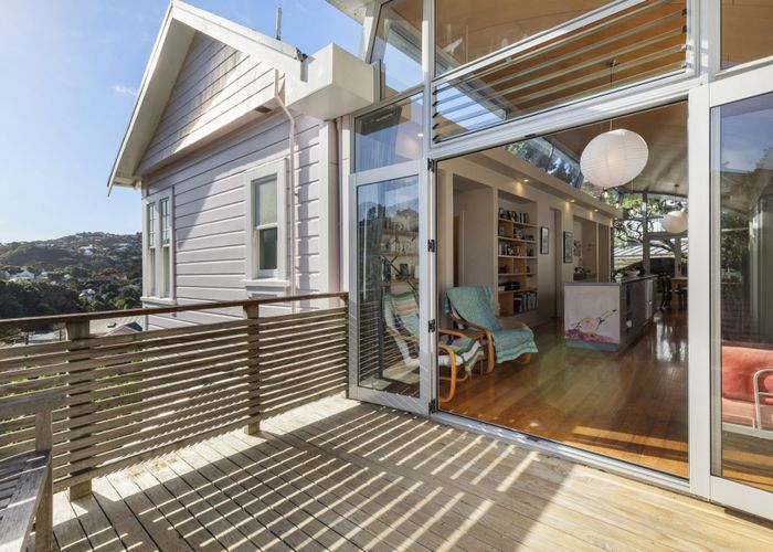  at 74 Glen Road, Kelburn, Wellington, Wellington