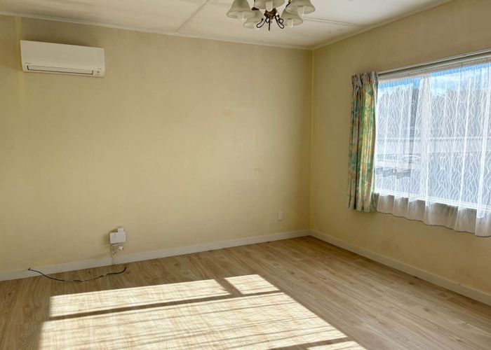 at 3 Clare Place, Mount Wellington, Auckland City, Auckland