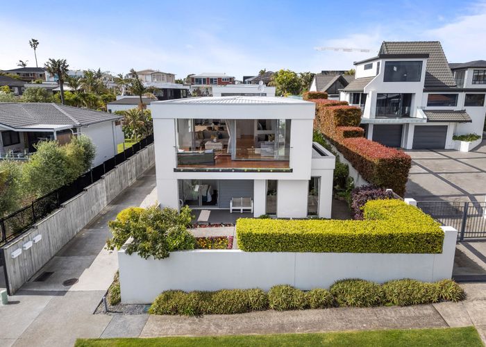  at 38 Takutai Avenue, Bucklands Beach, Manukau City, Auckland