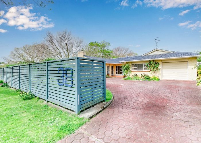 at 38 Alexander Road, Raumati Beach, Paraparaumu