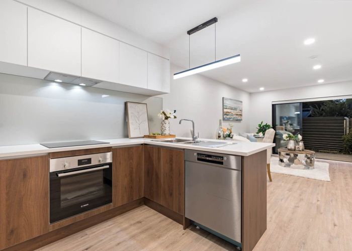  at 6/237 Swanson Road, Henderson, Waitakere City, Auckland