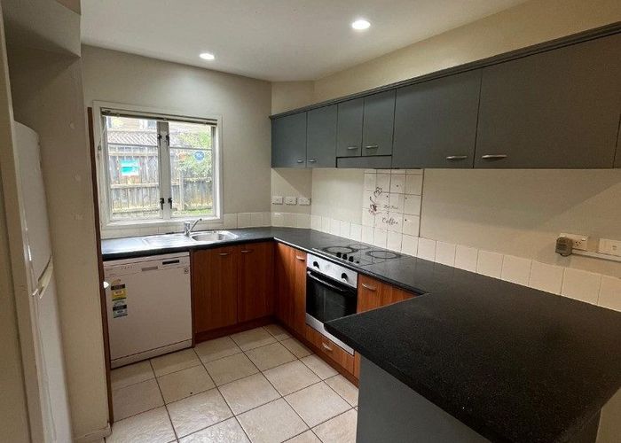  at 59 Winery Way, Henderson, Waitakere City, Auckland