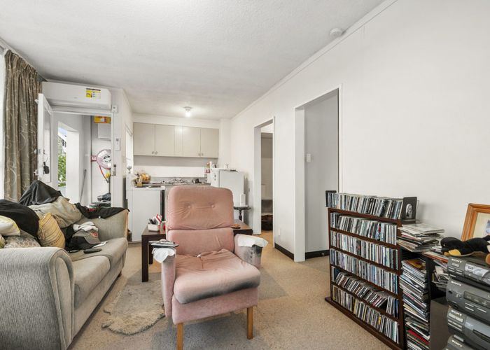  at 2/4 Kenwyn Terrace, Newtown, Wellington