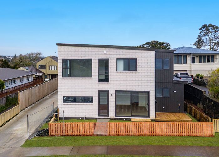  at 147 Golf Road, Titirangi, Waitakere City, Auckland
