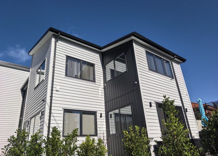  at 82 Landscape Road, Mount Eden, Auckland
