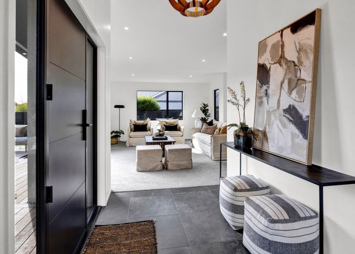  at 2 Marsden Place, Hurworth, New Plymouth