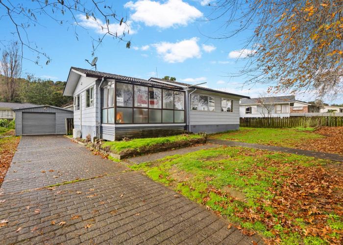  at 24 Redcrest Avenue, Red Hill, Papakura, Auckland