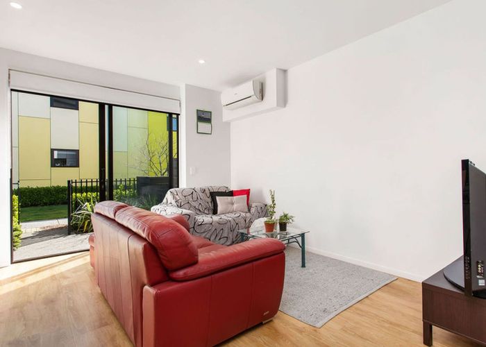  at 2/1 Buchan Street, Sydenham, Christchurch