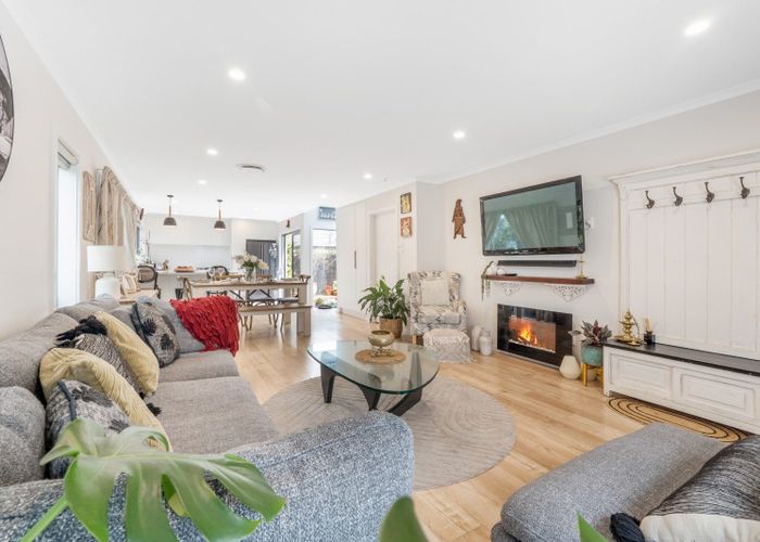  at 5 Waihanga Way, Bucklands Beach, Manukau City, Auckland