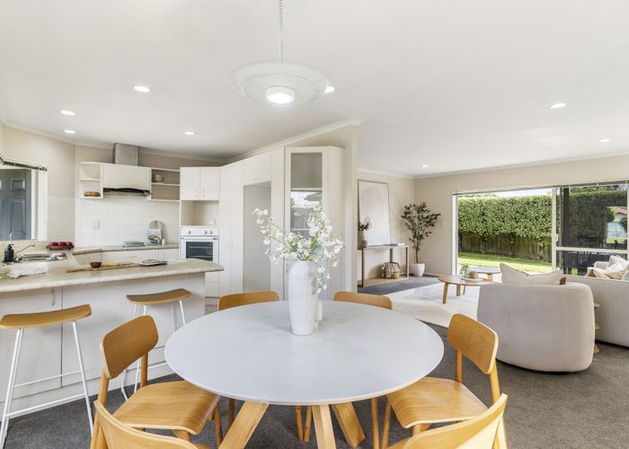  at 87 Redcastle Drive, East Tamaki, Auckland
