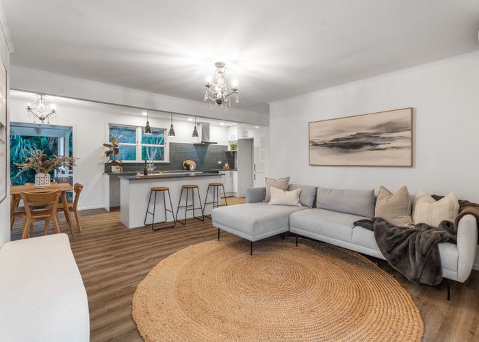  at 42 Lauderdale Road, Birkdale, North Shore City, Auckland