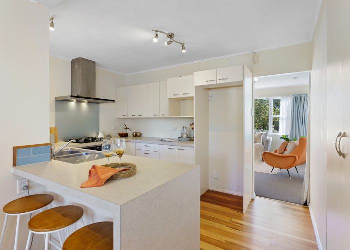 at 59 Dale Road, Raumati South, Paraparaumu