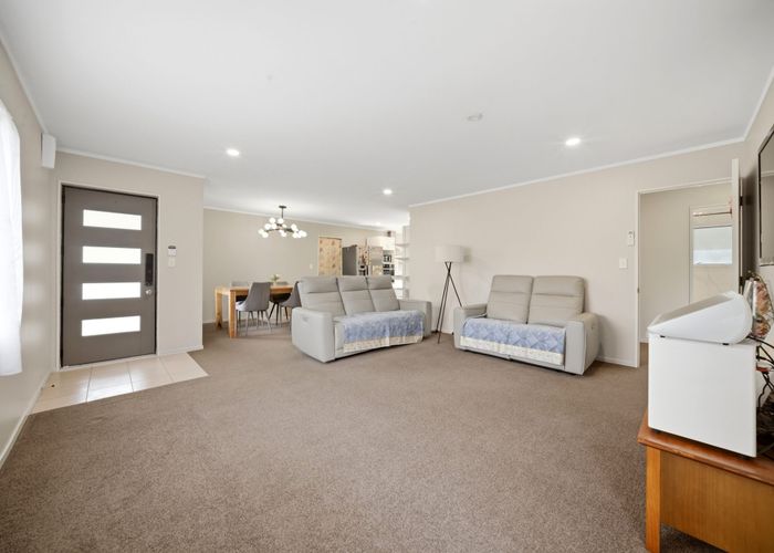  at 30 Ginders Drive, Massey, Waitakere City, Auckland