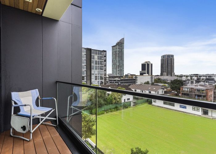  at 306/74 Anzac Street, Takapuna, North Shore City, Auckland