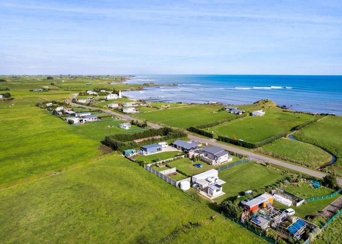  at 52 Anglers Avenue, Warea, South Taranaki, Taranaki