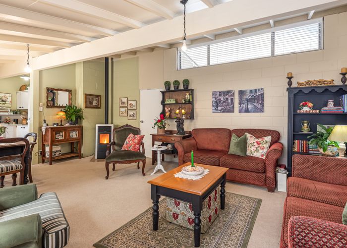  at 2/42 Harker Street, Spreydon, Christchurch City, Canterbury