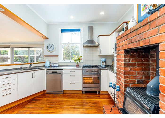  at 183 Downs Road, Geraldine Downs