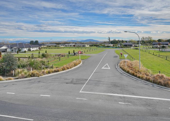  at 25 Northside Drive, Waikuku, Rangiora
