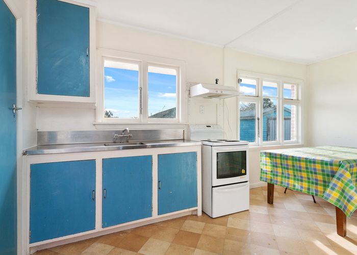 at 39 Basingstoke Street, Aranui, Christchurch