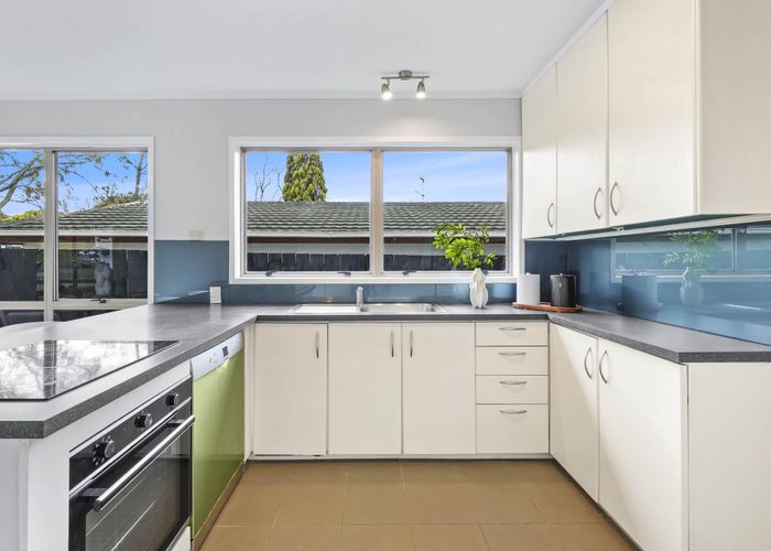  at 34 Beechdale Crescent, Pakuranga Heights, Manukau City, Auckland