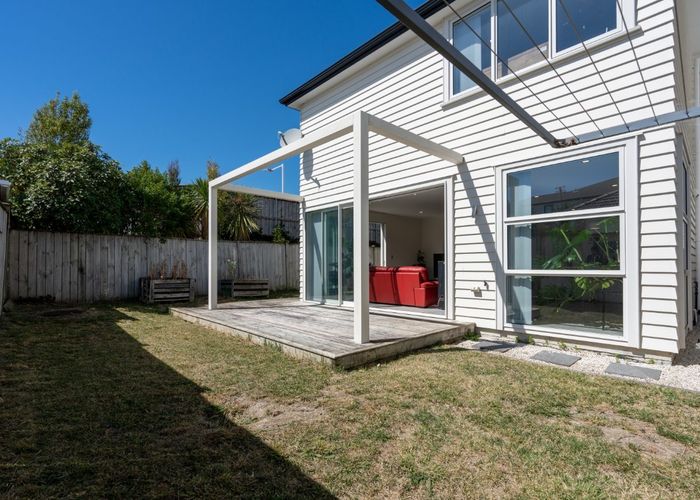  at 7 Nephrite Lane, Henderson, Waitakere City, Auckland