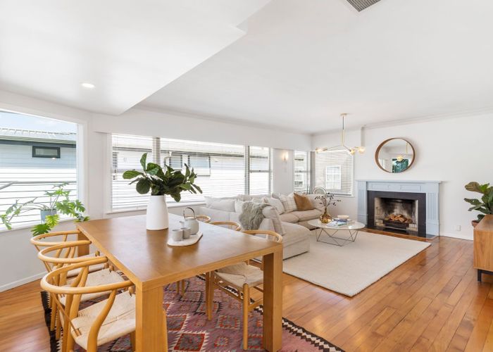  at 1/119 Exmouth Road, Northcote, Auckland