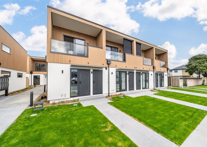  at 13A/92 and 13B/92 Cambridge Terrace, Waterloo, Lower Hutt, Wellington