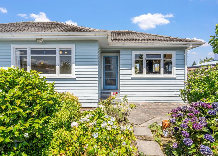  at 4 Manson Avenue, Stoke, Nelson, Nelson / Tasman