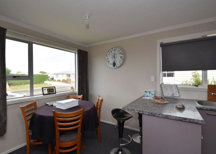  at 130 Avon Road, Clifton, Invercargill