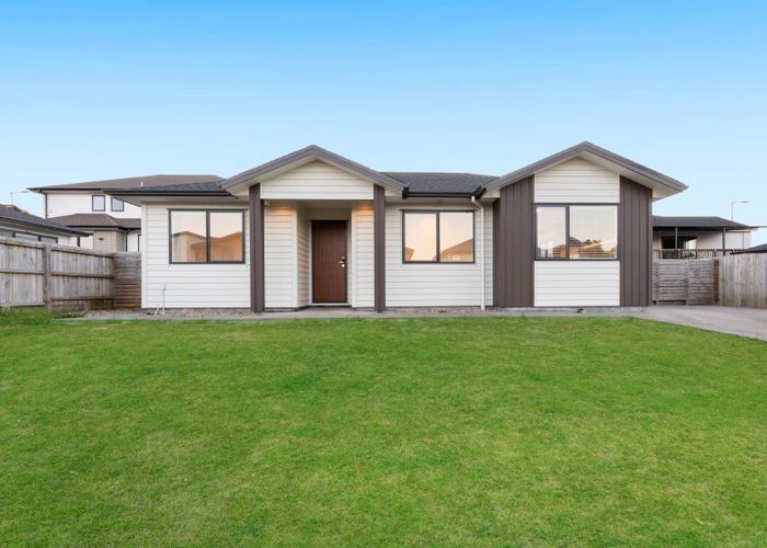  at 12 William Calvert Drive, Swanson, Waitakere City, Auckland